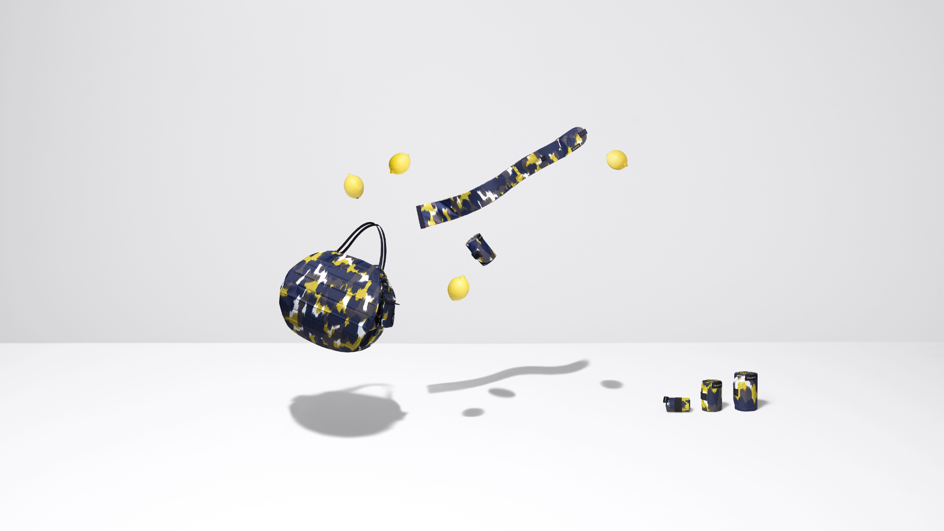 Foldable bags made from recycled plastic