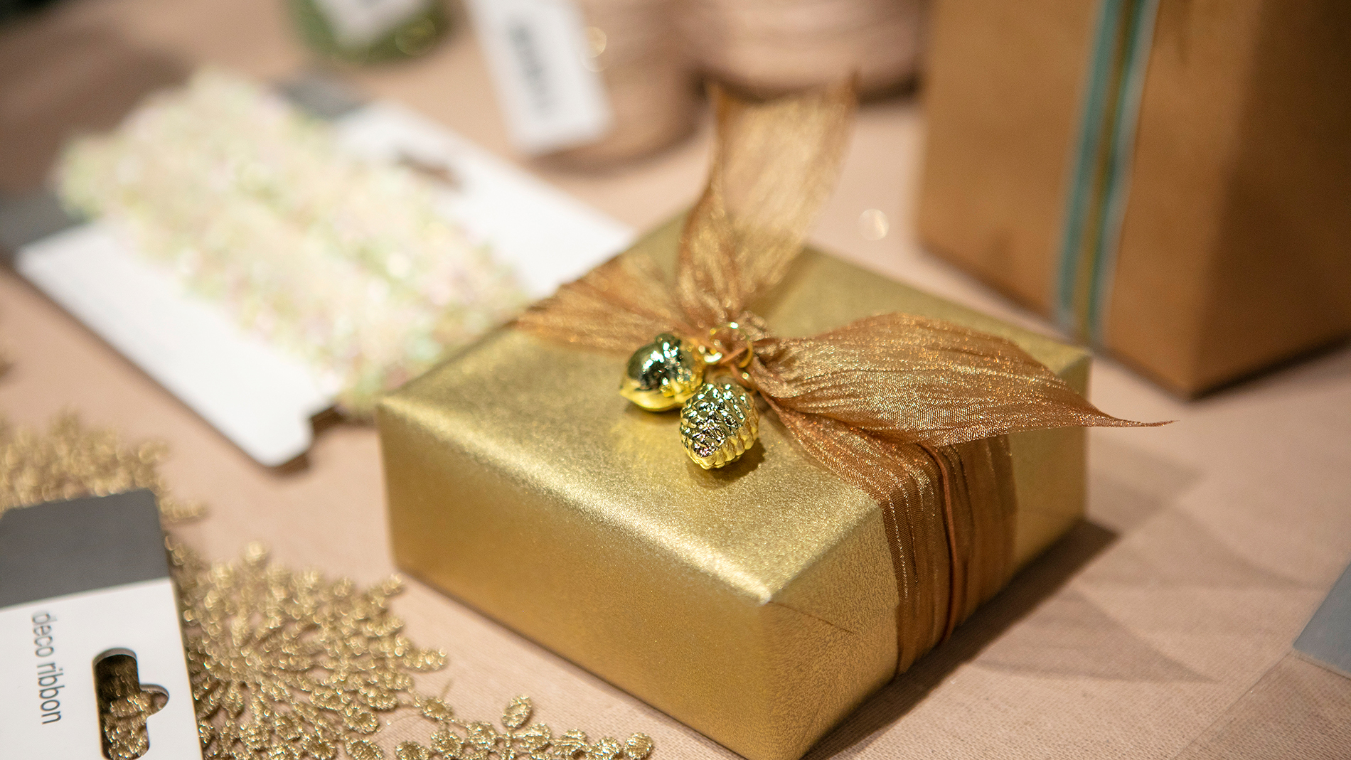 wrapping materials at Christmasworld