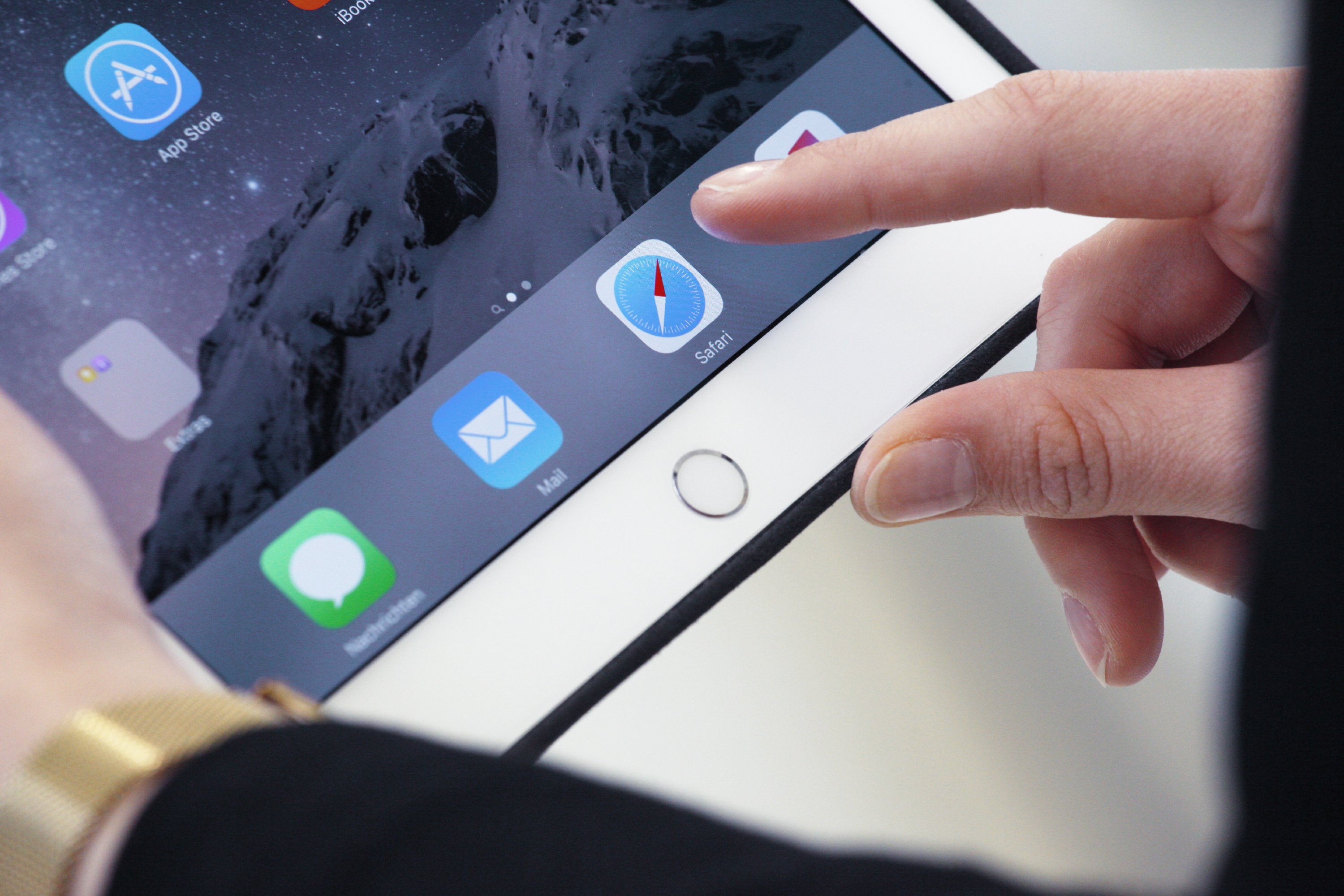 Internet_Tablet_Service